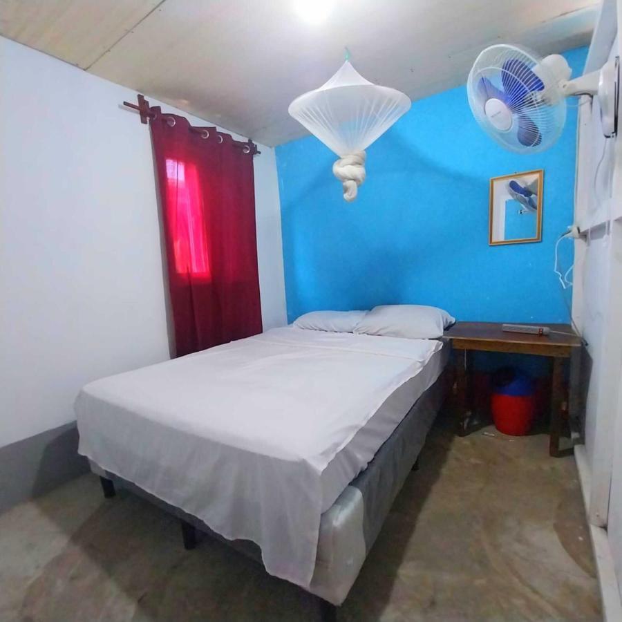 Bedrooms Where Charlie Эль-Паредон-Буэна-Виста Экстерьер фото